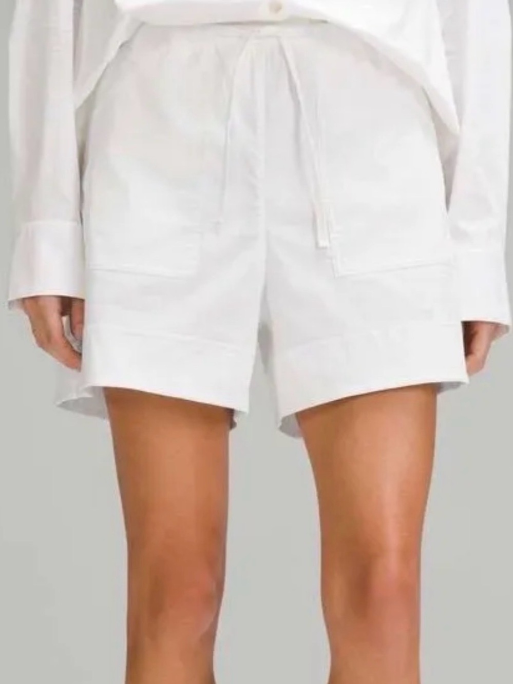 23. NWT Lululemon Cotton-Blend Poplin High-Rise Short 4" Sz XL
